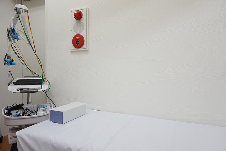 処置室・心電図