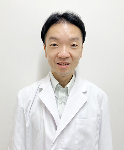 三宅 善嗣(みやけ ぜんし)院長